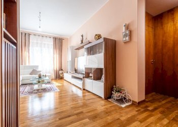Three-room apartment Via Fabio Filzi, Collegno - photo 3