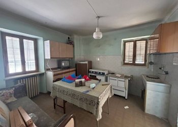 Villa piazza Roma 3, Rocca de' Baldi - foto 8