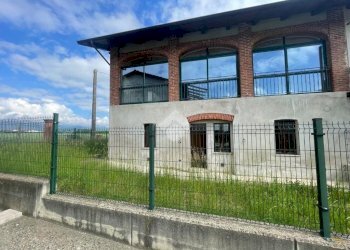 Semi-detached house Via Gerbidi, Cavour - photo 1
