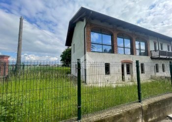 Semi-detached house Via Gerbidi, Cavour - photo 2