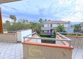 Independent house Riposto - photo 1