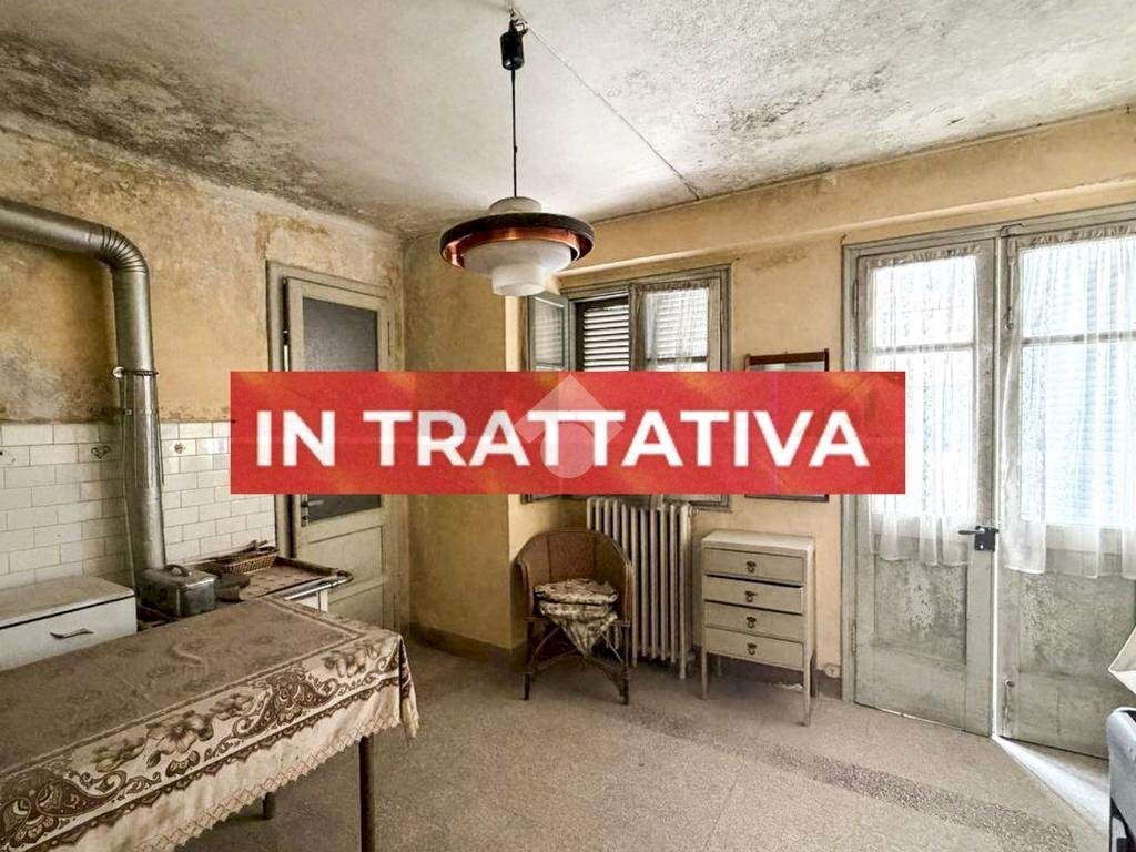 Four-room apartment Via Piave, Bussoleno - photo 1