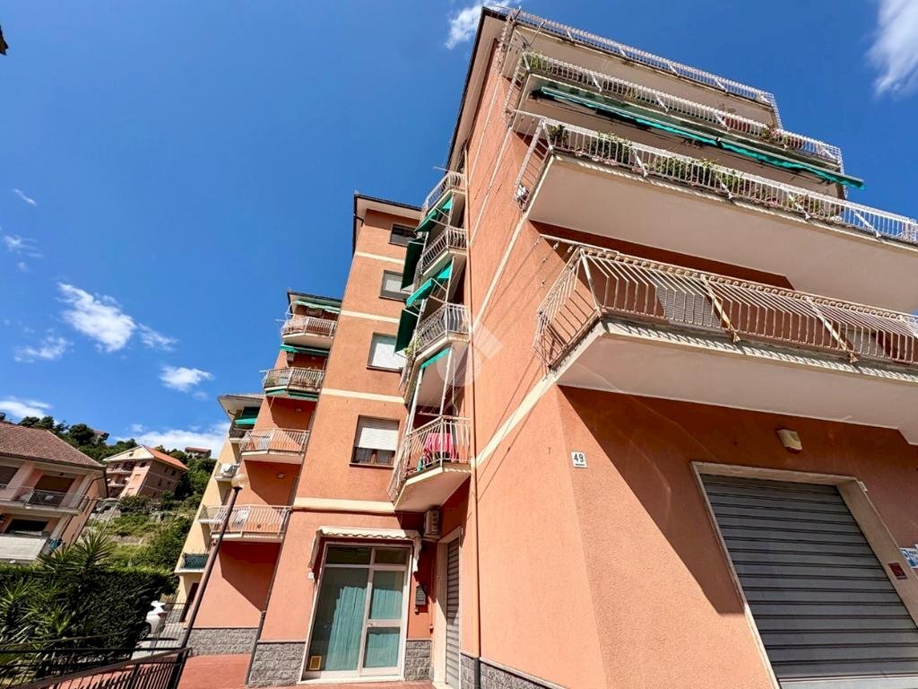 Four-room apartment Via Antonio Gramsci, Sant'Olcese - photo 1