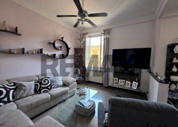 Two-room apartment VIA CAPO D'ISTRIA, 1 
 Cornigliano, Genova (neighborhood Cornigliano) - photo 1