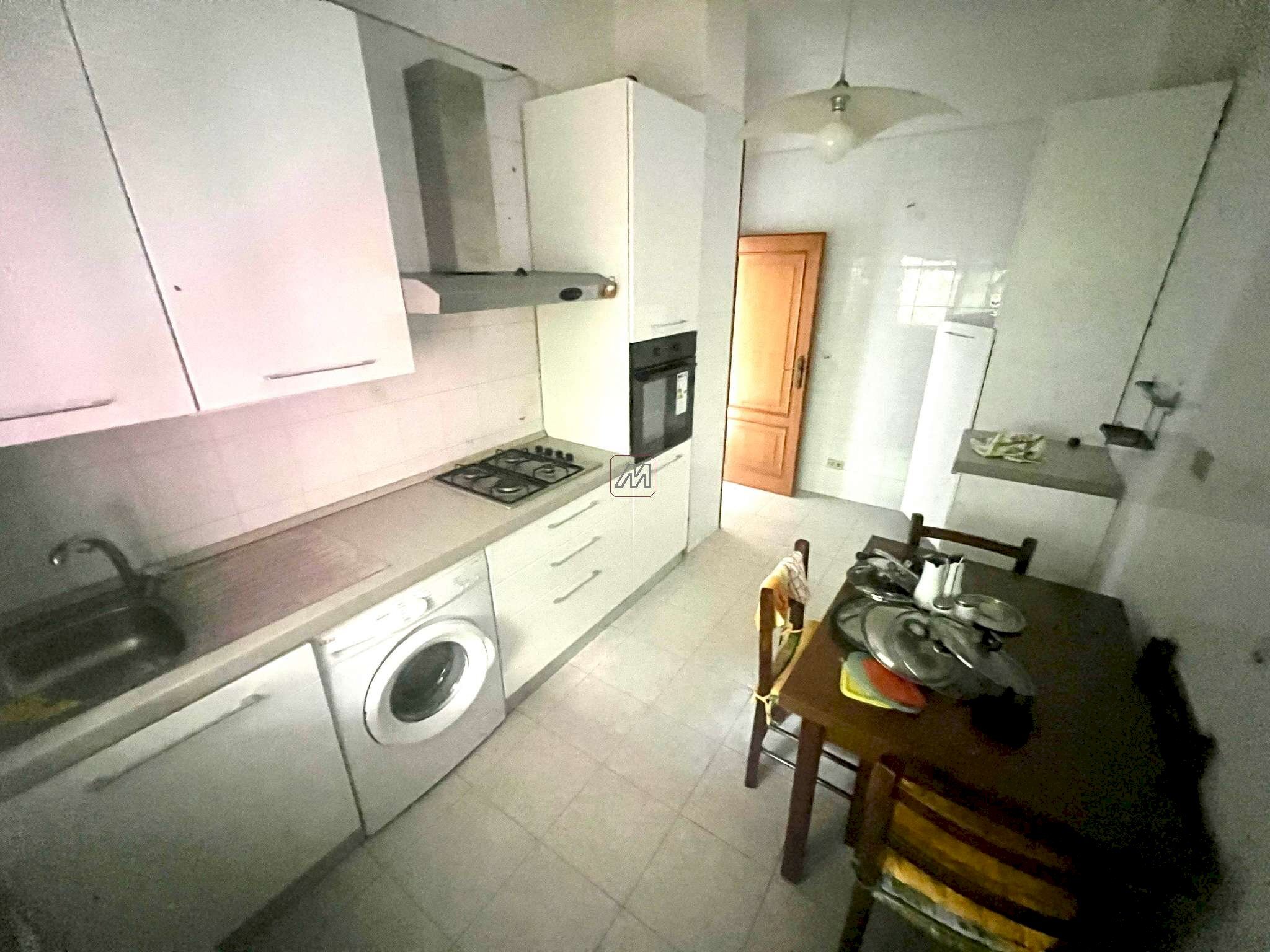 Three-room apartment Genova (neighborhood Staglieno) - photo 2