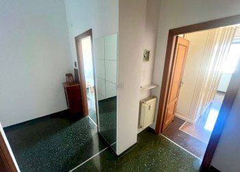 Three-room apartment Genova (neighborhood Staglieno) - photo 3