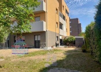 Foto 1 - Trilocale VIA FENOGLIO
 
7, San Giovanni in Persiceto - foto 1