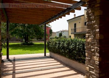 vista - Bilocale Via Cesare Battisti
 
27, San Giovanni Lupatoto - foto 11