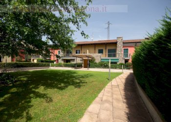 vista - Bilocale Via Cesare Battisti
 
27, San Giovanni Lupatoto - foto 16