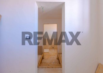 Hall / corridoio - Three-room apartment Contrada Antonelli
 
530, Monopoli - photo 17
