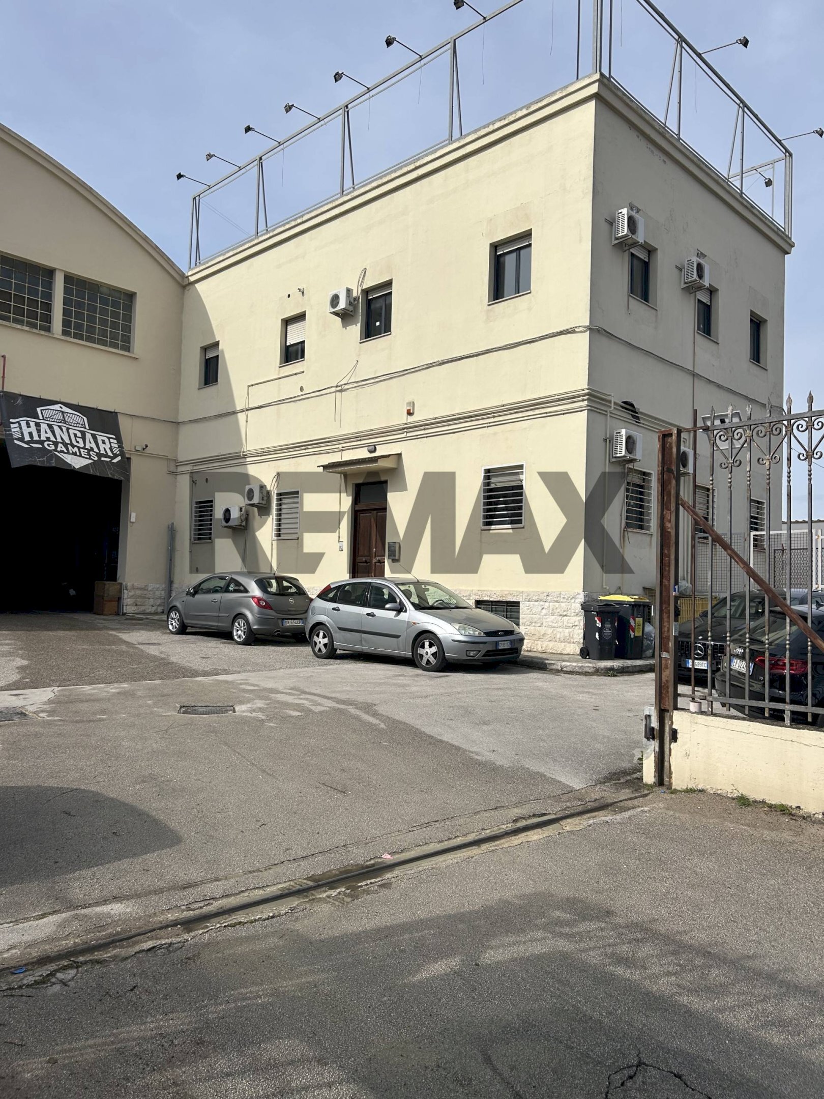 Edificio all\'aperto - Ufficio Via Michele Cifarelli
 
28, Bari - foto 1