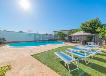 Piscina - Villa Via delle magnolie
 
12, Mazara del Vallo - photo 15