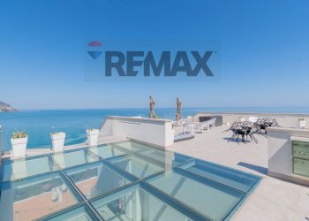 Vista dell\'acqua - Residence Via Cefalu'  -  Sant'Ambrogio
 
SNC, Cefalù - photo 50