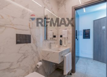 Bagno - Villa Via Cefalu'  -  Sant'Ambrogio
 
SNC, Cefalù - foto 14