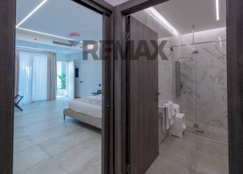 Bagno - Villa Via Cefalu'  -  Sant'Ambrogio
 
SNC, Cefalù - foto 45