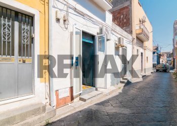 Edificio all\'aperto - Bilocale Via De Lorenzo
34, Catania - foto 1