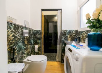 Bagno - Bilocale Via De Lorenzo
34, Catania - foto 10