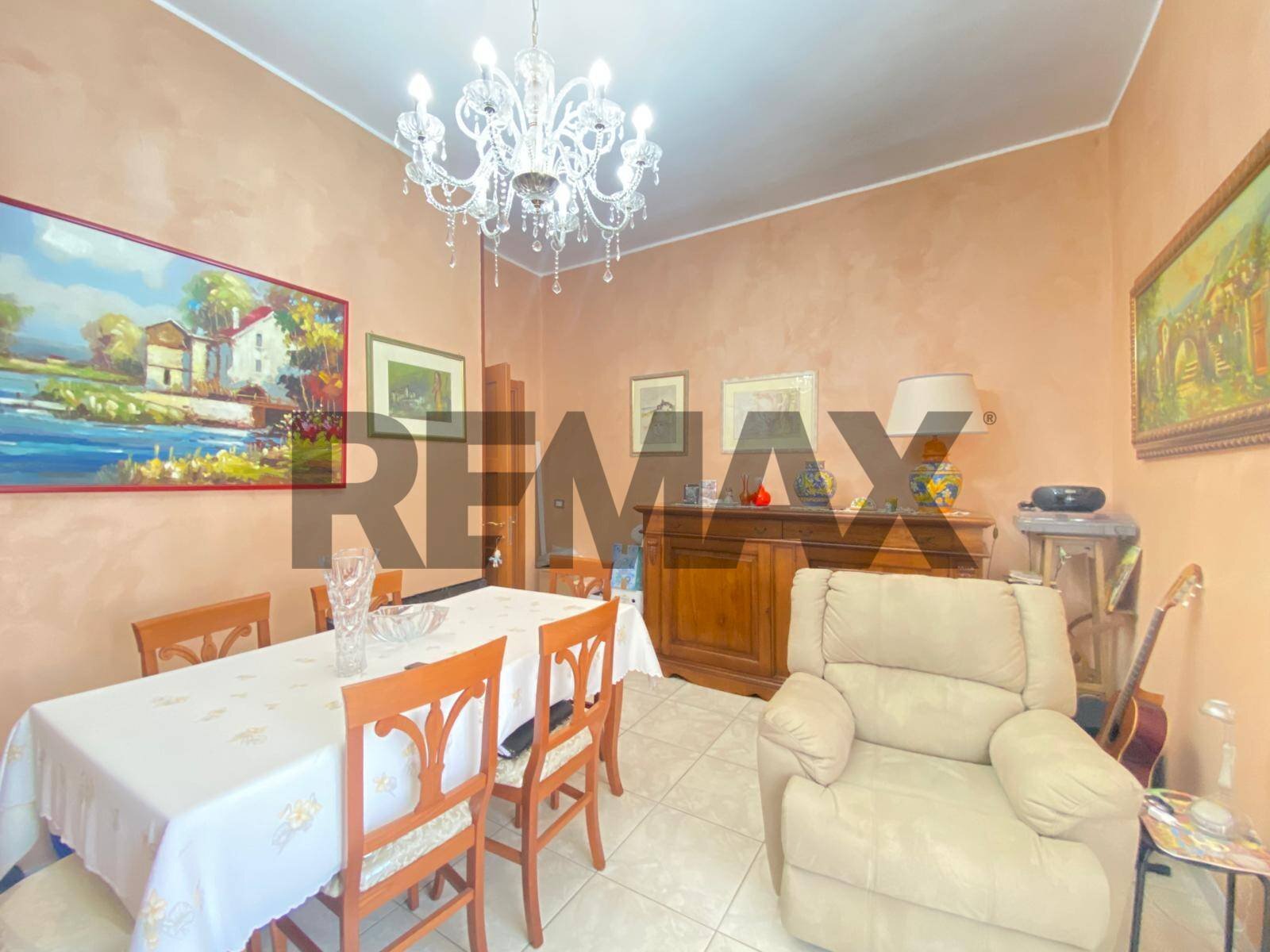 Sala da pranzo - Trilocale Via Luigi Pirandello
 
15, Catania - foto 3