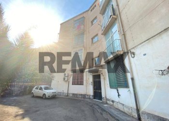 Edificio all\'aperto - Trilocale Via Luigi Pirandello
 
15, Catania - foto 38