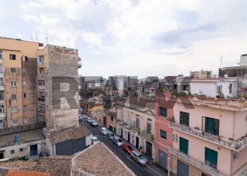 Edificio all\'aperto - Appartamento Via Rodi
 
17, Catania - foto 12