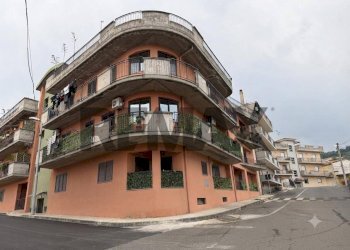 Edificio all\'aperto - Four-room apartment Via Mazzaglia
 
7, Mascali - photo 15