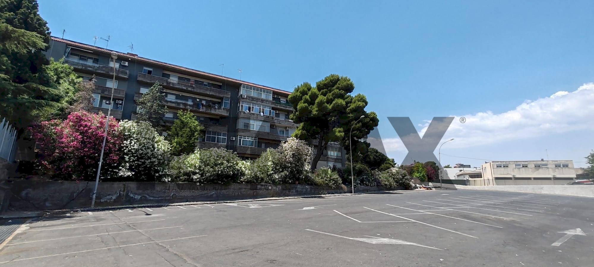 Edificio all\'aperto - Quadrilocale Via Delle Robinie
 
4, Catania - foto 2
