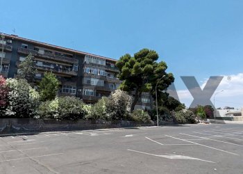 Edificio all\'aperto - Quadrilocale Via Delle Robinie
 
4, Catania - foto 2