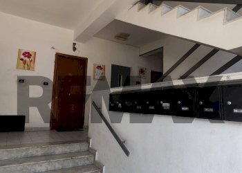 Ricezione / Lobby - Quadrilocale Via Delle Robinie
 
4, Catania - foto 4