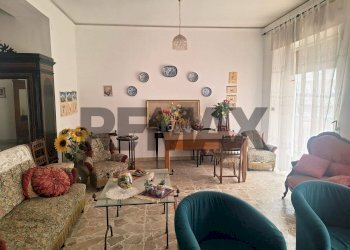 Sala da pranzo - Apartment Corso Sicilia
 
71, Acireale - photo 3