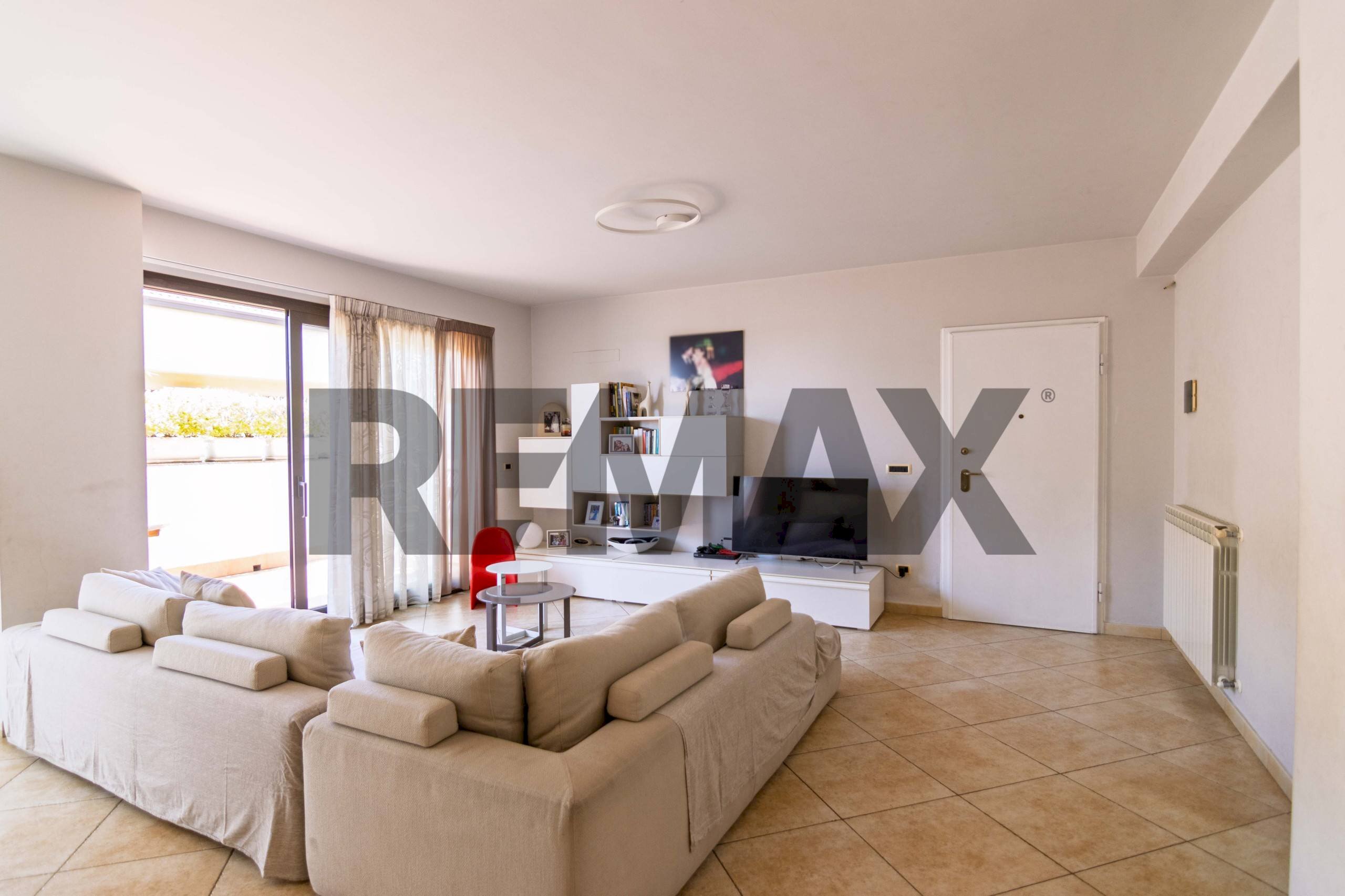 Soggiorno - Apartment Via Della Regione
188/A, San Giovanni la Punta - photo 3