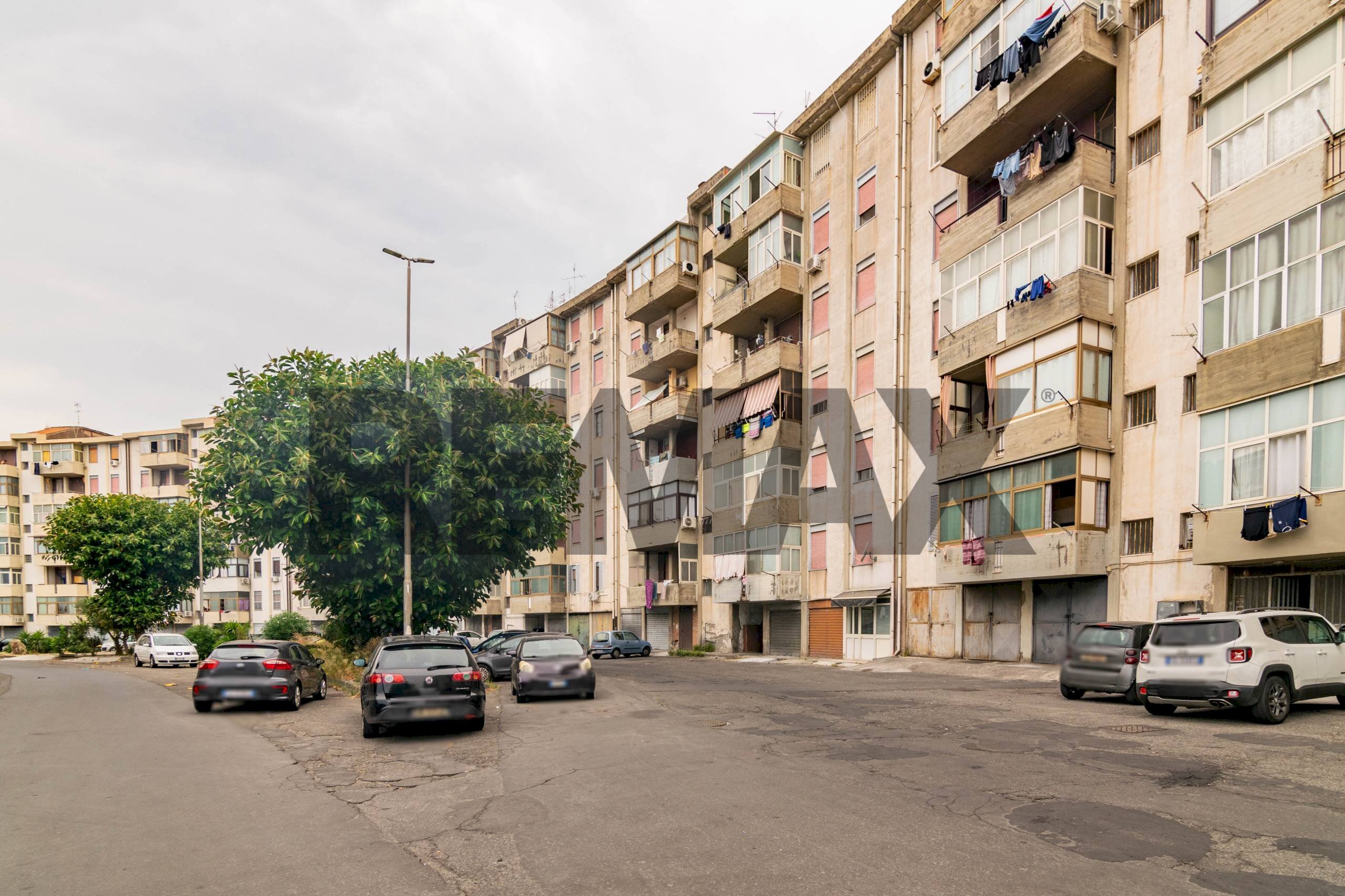 Edificio all\'aperto - Trilocale Via Ustica
12, Catania - foto 2