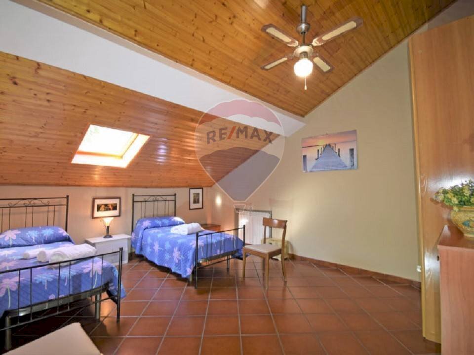 Camera / camera da letto - Three-room apartment VIA TRAPPETO
25, San Giovanni la Punta - photo 2