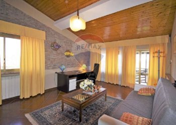 Soggiorno - Three-room apartment VIA TRAPPETO
 
25, San Giovanni la Punta - photo 9