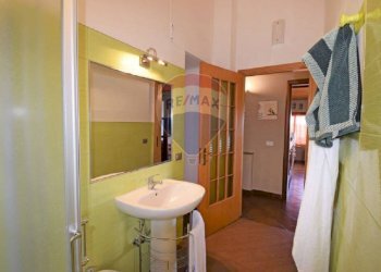Bagno - Three-room apartment VIA TRAPPETO
 
25, San Giovanni la Punta - photo 14