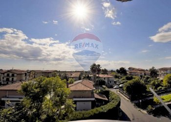 Edificio all\'aperto - Three-room apartment VIA TRAPPETO
 
25, San Giovanni la Punta - photo 20