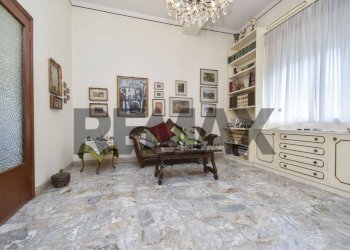 Soggiorno - Casa semi indipendente Via Ota
 
14, Catania - foto 18