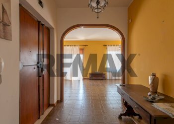 Hall / corridoio - Appartamento Via San Domenico Savio
 
25, Caltagirone - foto 3