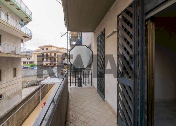 Balcone - Trilocale Via Nazionale
 
13, Camporotondo Etneo - foto 21