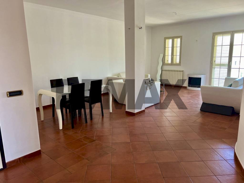 Sala da pranzo - Apartment Via Tartini
 
4, Gela - photo 1