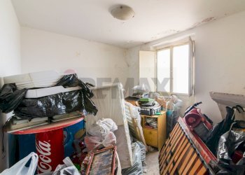 Dispensa di stoccaggio - Casa indipendente Via Ferro Fabiani
 
2, Catania - foto 18