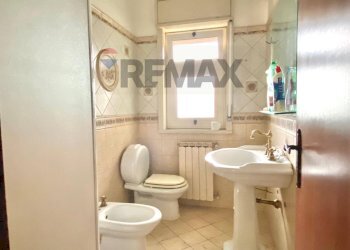 Bagno - Semi-detached house via ercole patti
 
18, Trecastagni - photo 15