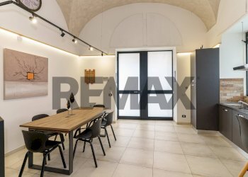 Sala da pranzo - Casa semi indipendente Via Giuseppe Garibaldi
 
146, Catania - foto 19