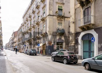 Edificio all\'aperto - Casa semi indipendente Via Giuseppe Garibaldi
 
146, Catania - foto 28