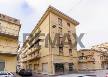 Edificio all\'aperto - Locale Commerciale Via Aidone
2, Enna - foto 4