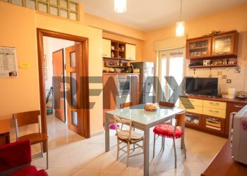 Cucina - Four-room apartment Vico lo giudice
 
12/B, Mascalucia - photo 1