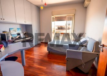 Soggiorno - Four-room apartment Vico lo giudice
 
12/B, Mascalucia - photo 24