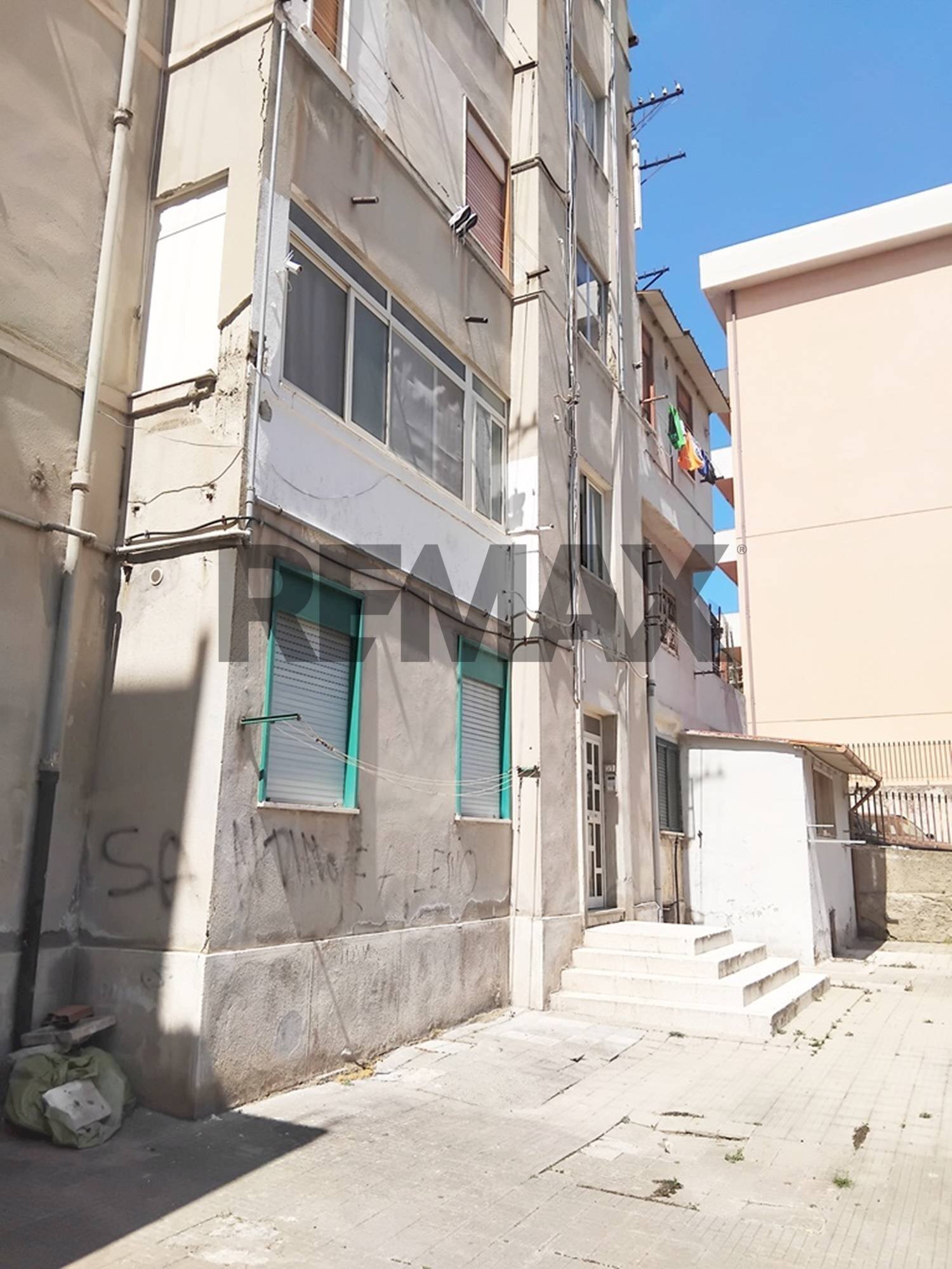 Edificio all\'aperto - Two-room apartment Viale Aranci
snc, Messina - photo 2