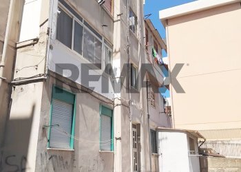 Edificio all\'aperto - Two-room apartment Viale Aranci
 
snc, Messina - photo 1