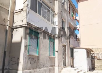 Edificio all\'aperto - Two-room apartment Viale Aranci
 
snc, Messina - photo 2