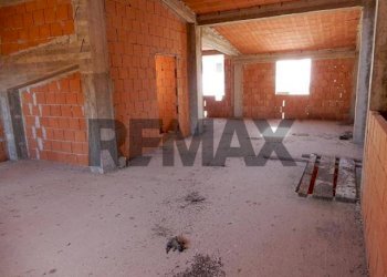 Parcheggio - Apartment Via Piersanti Mattarella
 
29, Agrigento - photo 1